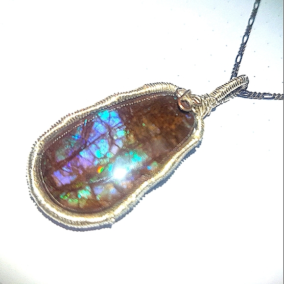 Ammolite  Pendant&Chain - Picture 5 of 17